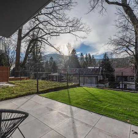 Stonehill24 - & Apartman *